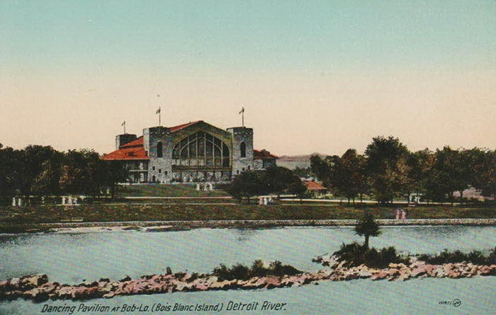 Bob-Lo Island Dance Pavillion - Old Post Card Photo Of Bob-Lo Pavillion (newer photo)